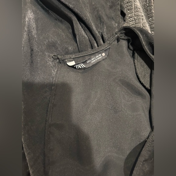 Zara black satin long sleeve shorts romper size large - Picture 4 of 6